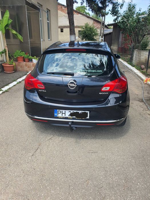 Vand Opel Astra j 2012