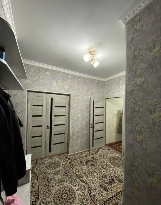 Мирабадский р-н Куйлюк массив 4 2/1/4 франция 62м2 балкон 2х6 не торец