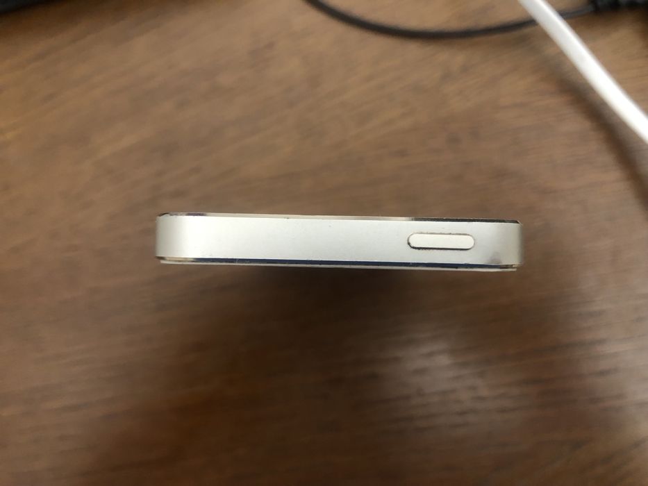 Iphone 5s классичка Apple