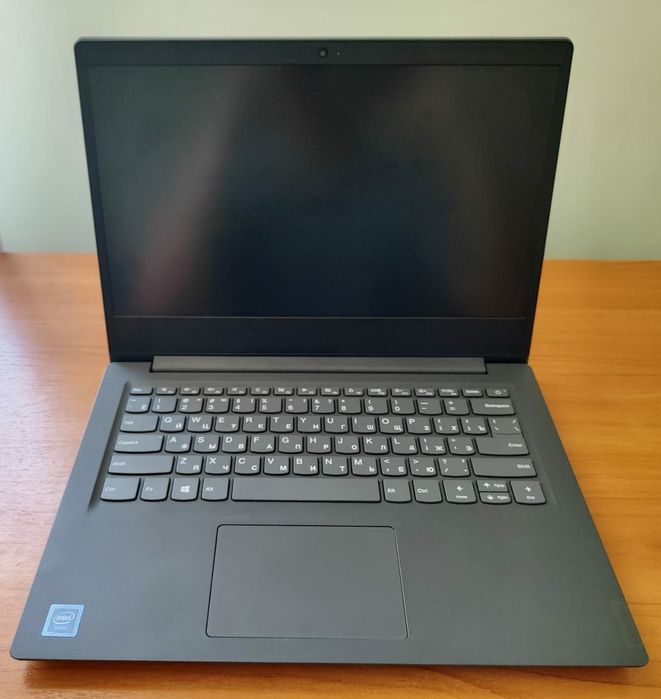 Lenovo V14-IGL 82c2