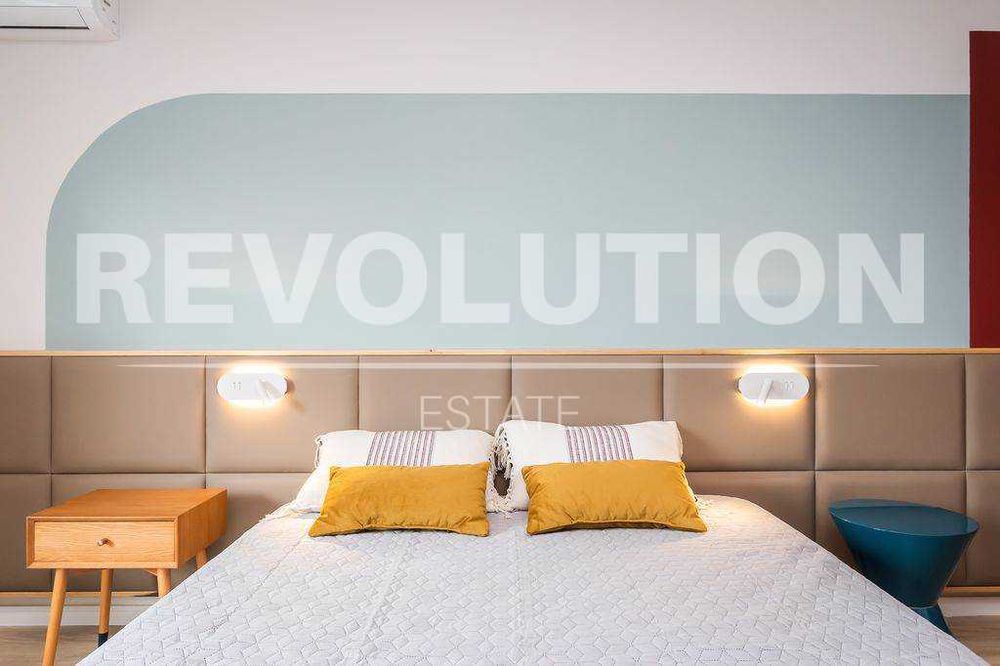 Дава се под наем Тристаен апартамент в Варна, Център - 100 кв.м за 1246.44 € - Снимка #7