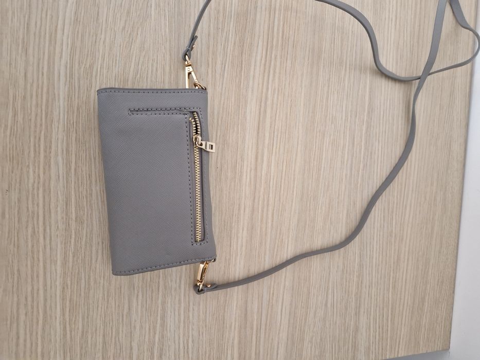 Gentuta  plic cu curea