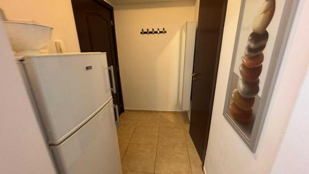 Едностаен апартамент на втора линия над яхтеното пристанище