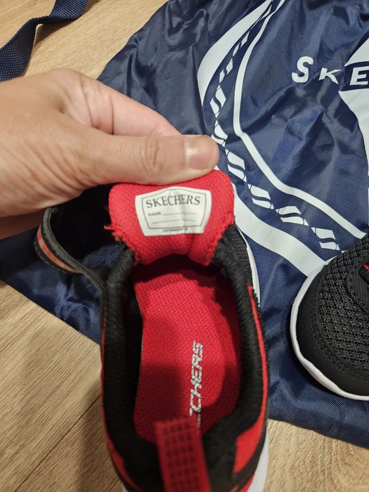 Детски обувки / маратонки skechers 23 номер - нови