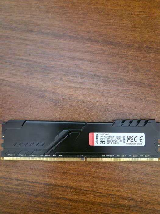 Vând Kingston Fury Beast RAM 32GB DDR4 CL16