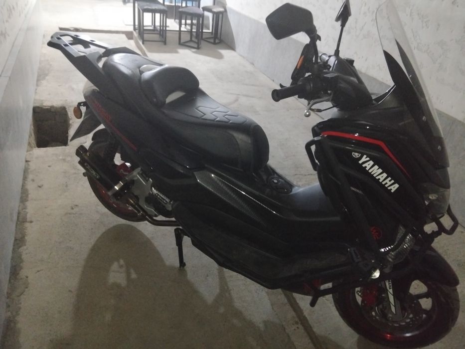Moto skuter 175 kub