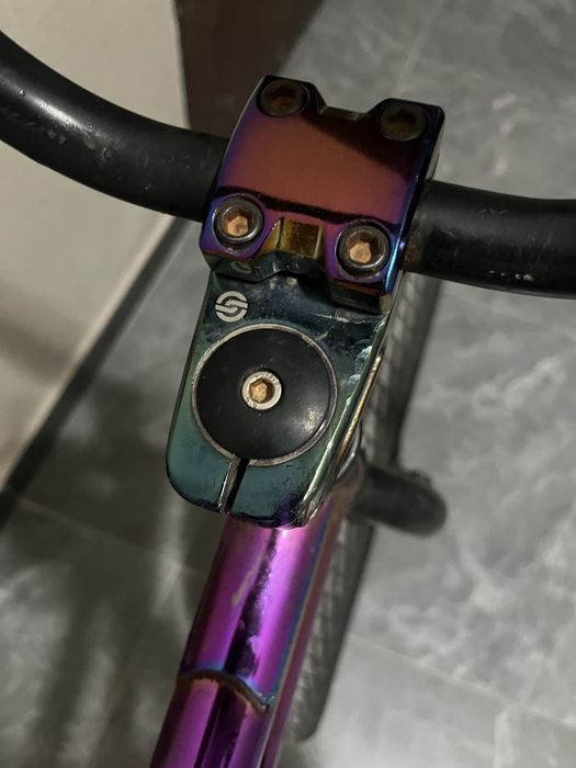 BMX, цвет Oil Slick