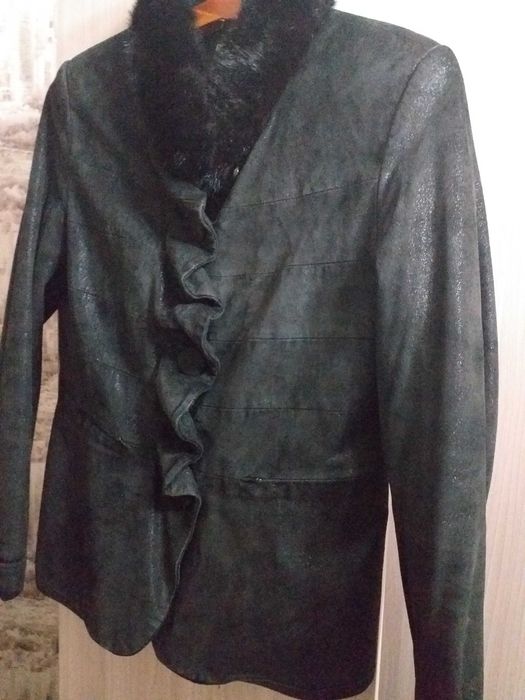 Женская куртка замша