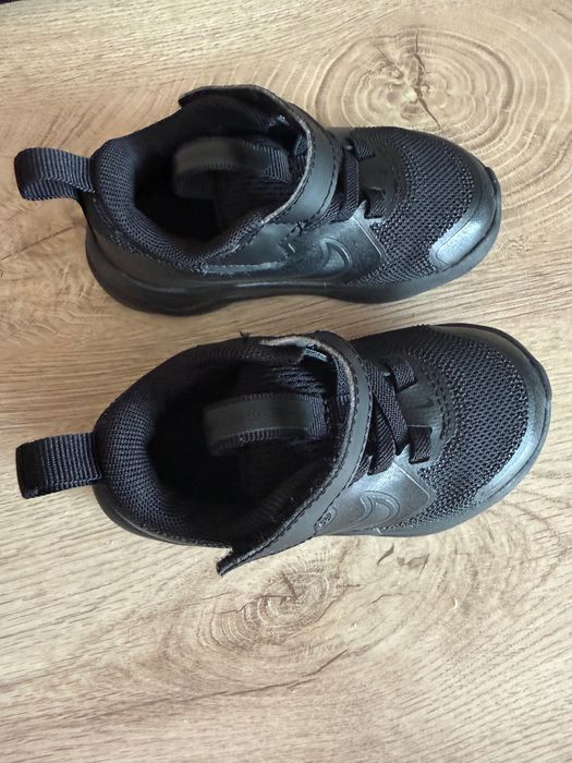 Маратонки Nike черни
