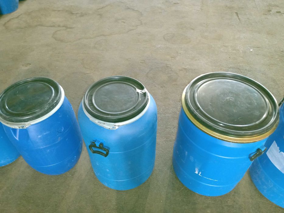 Пластмасови бидони и IBS цистерни 600л и 1000л