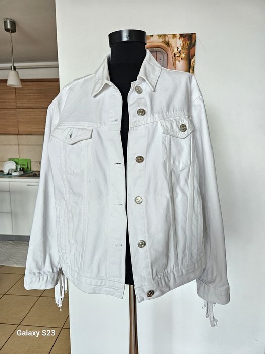 Geaca Zara .S. 150 lei