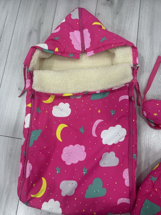 Продам детский комбинезон