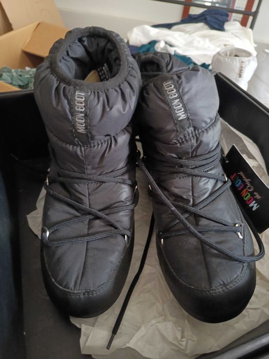 Дамски боти на Moon Boot