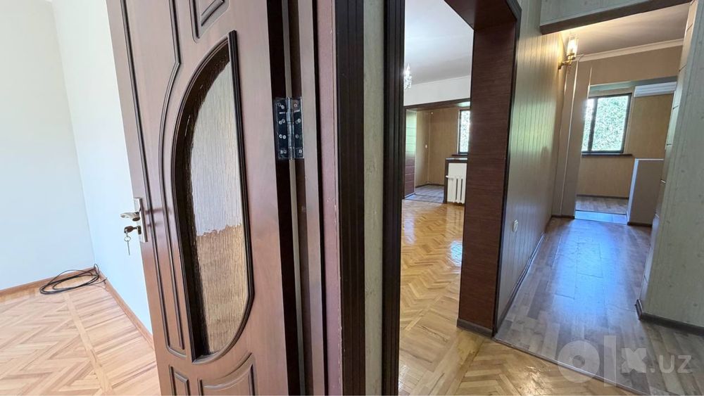 Своя 3 этаж ГУВД Федорович МГУ кирпичный 77 серия 70 кв м