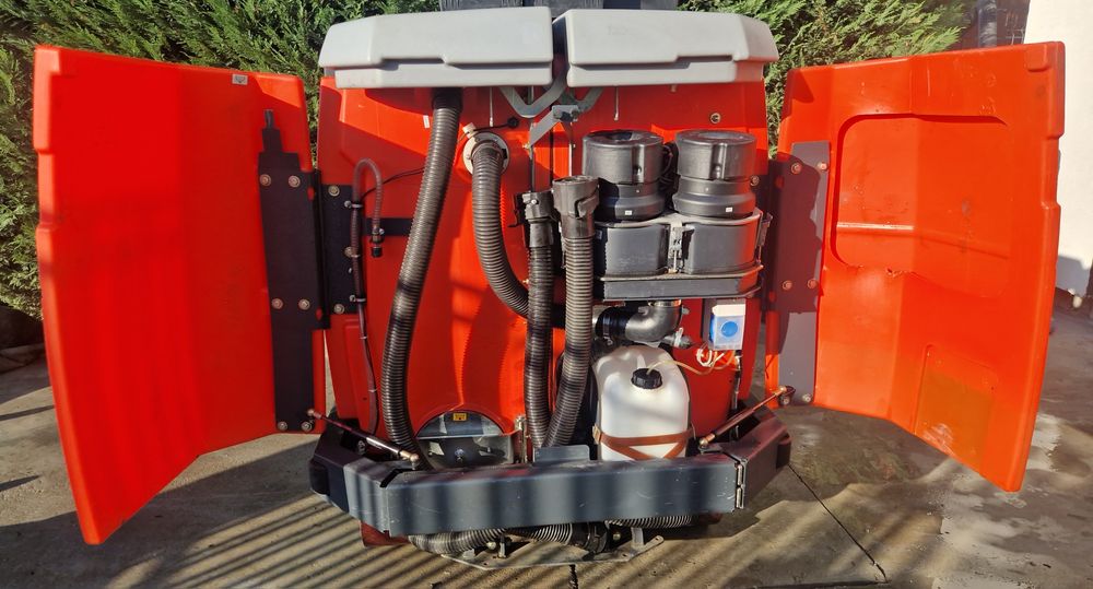 Vindem masina de spălat maturat Hako B1050