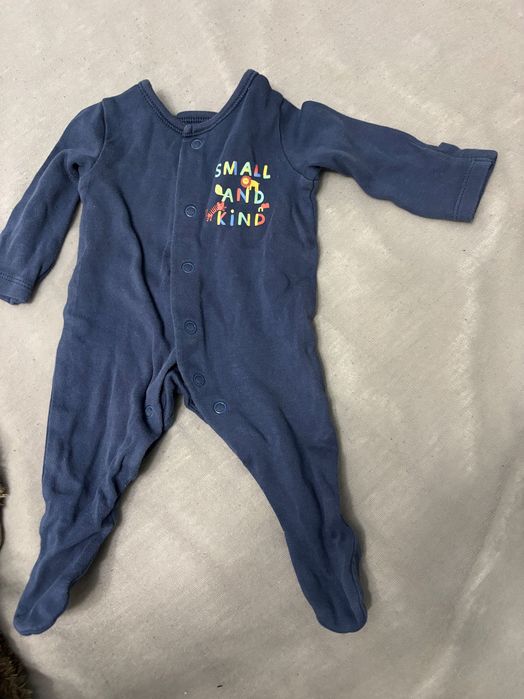 Дрешки за новородено