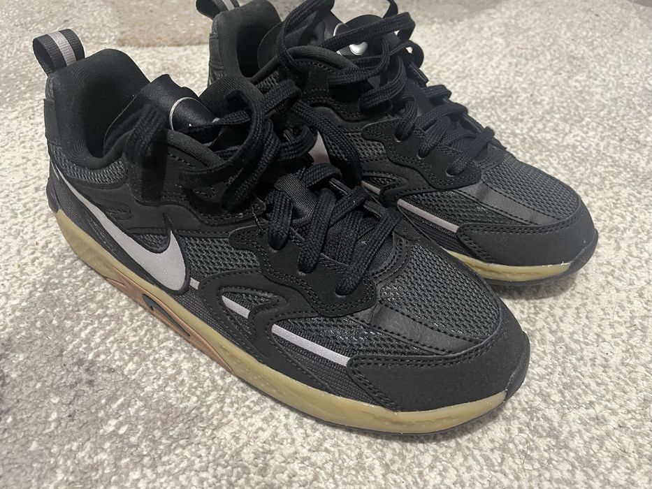 Nike Jam “Black Gum”