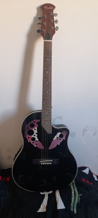 Гитара продаётся