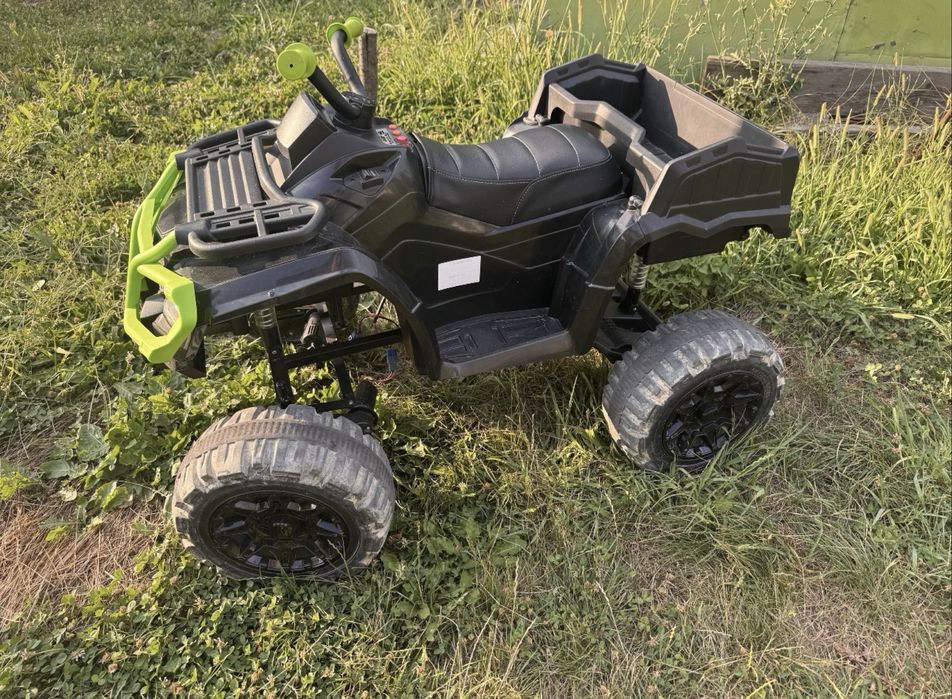 ATV electric pentru copii.Quad XL 4X4,12V,negru/verde