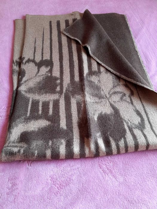 Продам одеяло шерстяные.