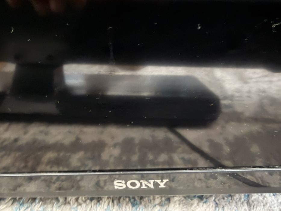 Sony телевизор , хороший телевизор