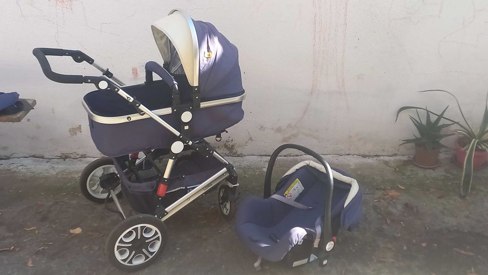 Комбинирана детска количка със стол за кола