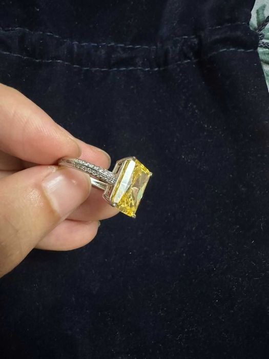 Продам кольцо серебро