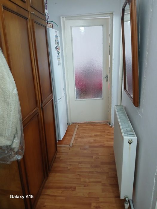 Vând garsoniera în Mioveni, 42mp, Robea