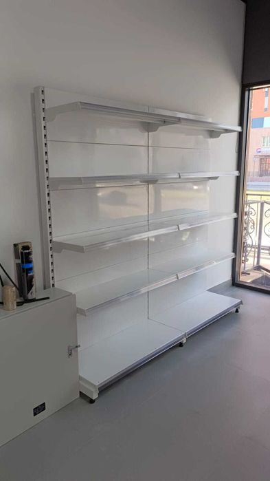 Полки для магазина Купить Стелаж металлический Торговое оборудывание