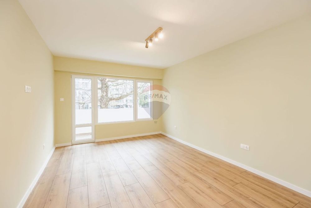 Продава се Четиристаен апартамент в Варна, Чайка - 87 кв.м за 1460 €/кв.м - Снимка #7