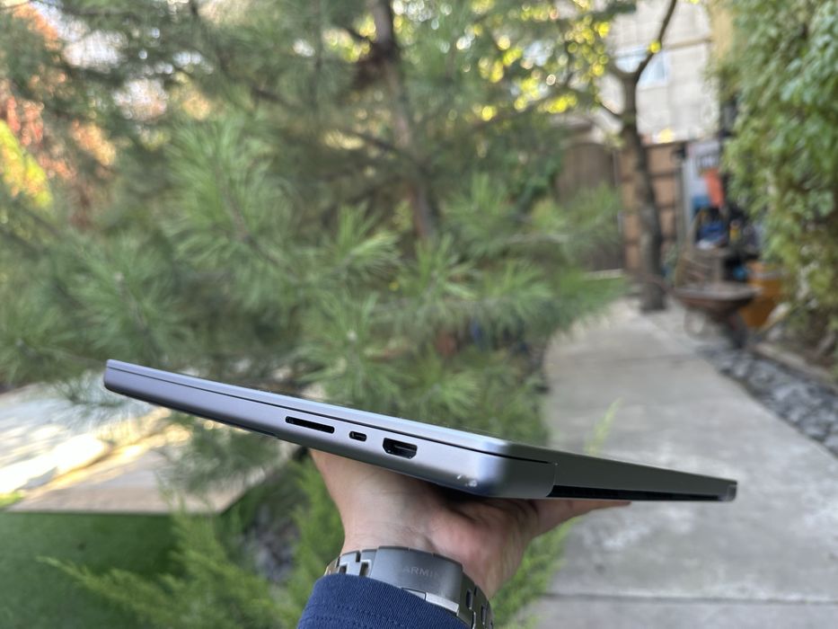 Macbook Pro 16 M1 pro 32/512 EAC