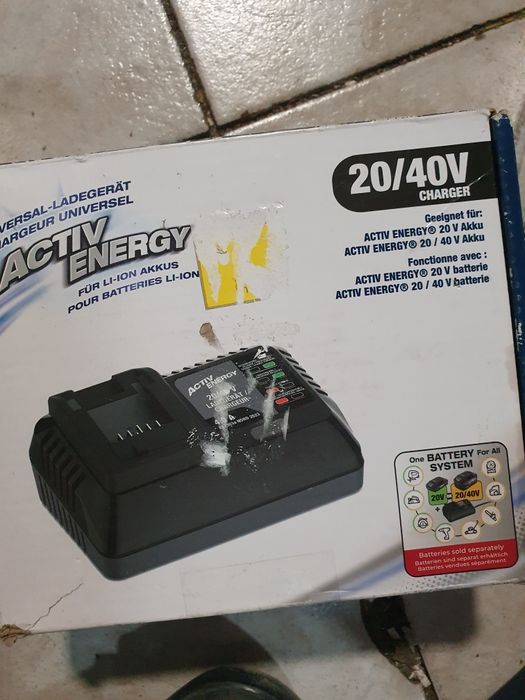 Универсално зарядно Activ Energy Li-Ion 20/40V