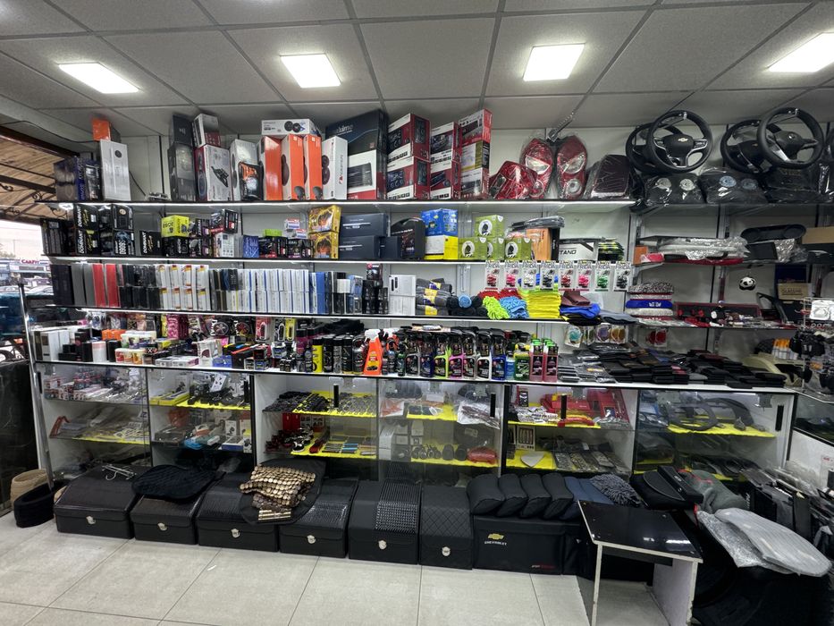 Kia hyundai hamma  kuzuf va hadavoy detalar bor