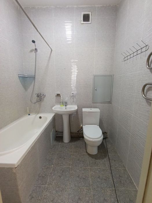 Квартира сотилади Яшнобод метро Дуслик 2 чикалов 2 хонали навастройка