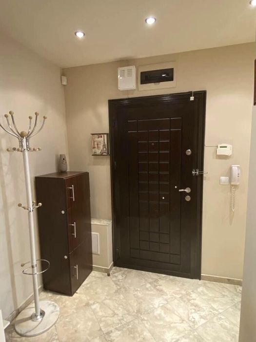 Дава се под наем Двустаен апартамент в София, Люлин 3 - 73 кв.м за 612 € - Снимка #6