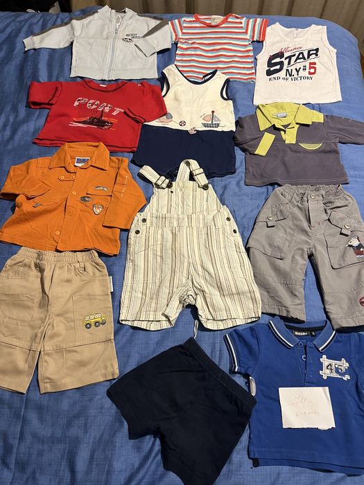 обща цена за всички дрешки 8 евро, възраст  6-9 месеца ръст 74