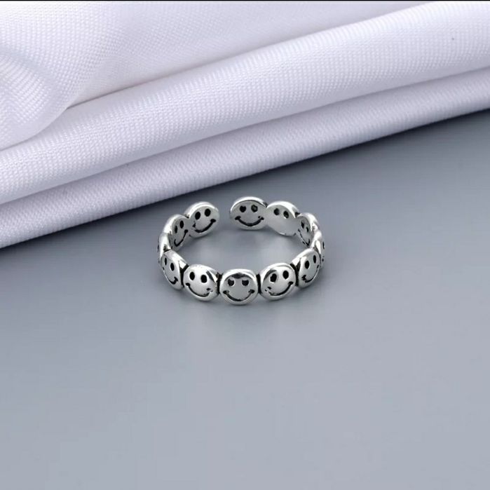 Сребърен дамски пръстен