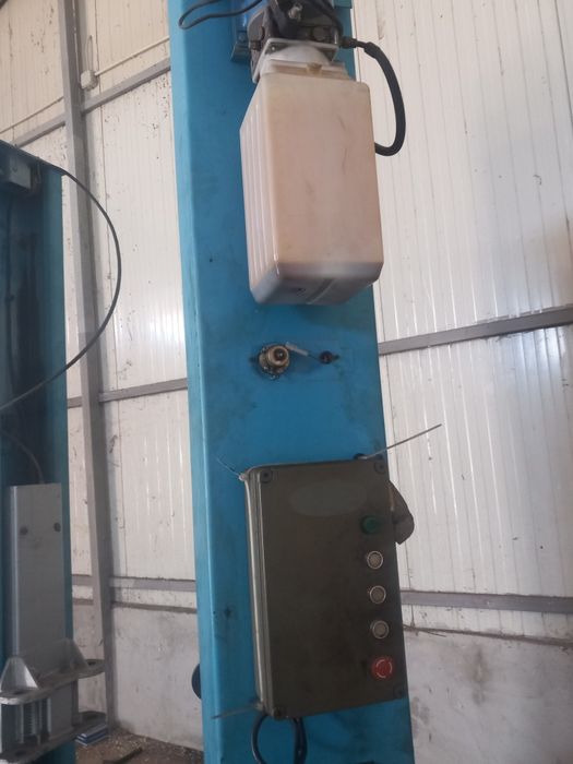 Twin bush elevator auto 3.5 metri 7.5 ton