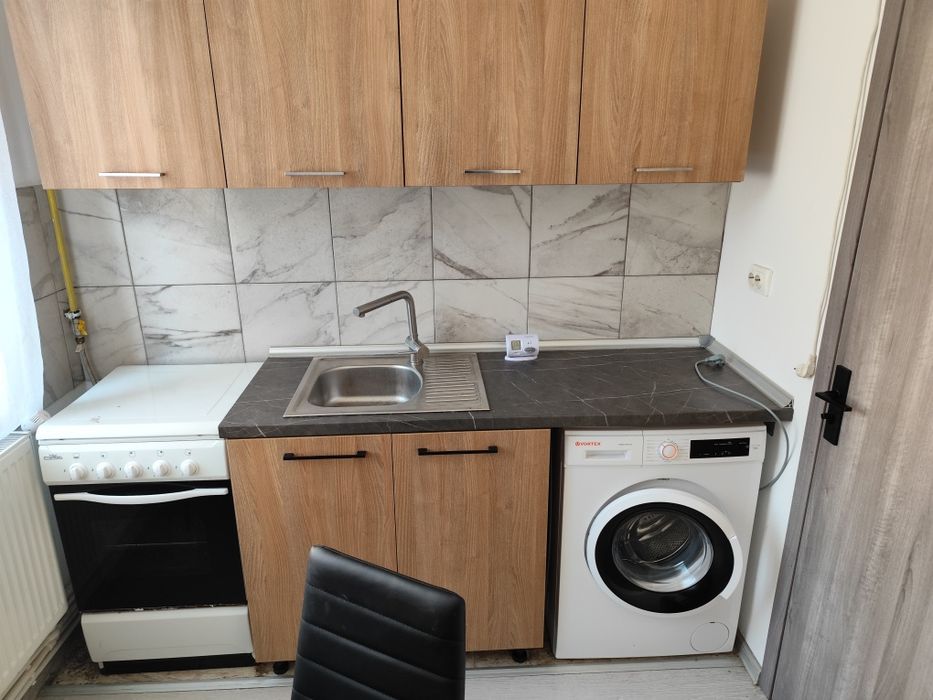 Apartament cu o cameră de inchiriat