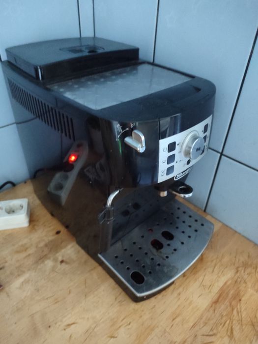 Delonghi magnifica S