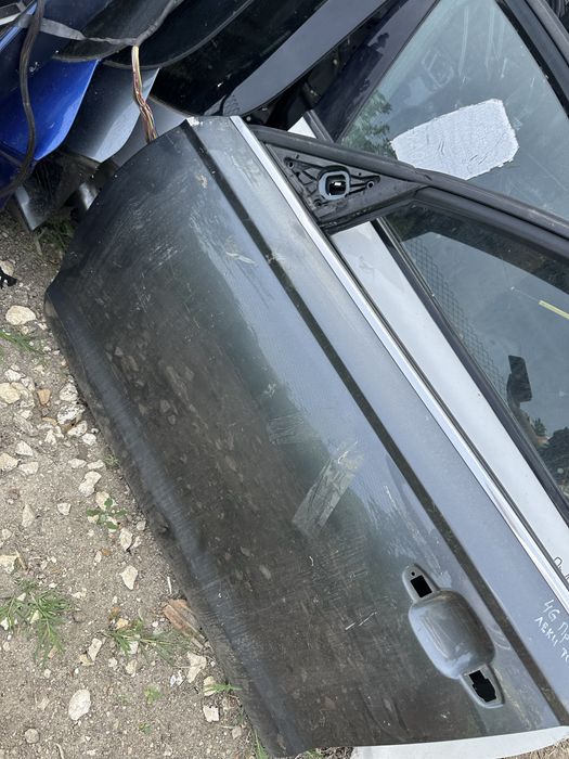 Врата Предна лява Audi A6 C7 4G 2012-2017 Ауди А6 C7 с забележка точка