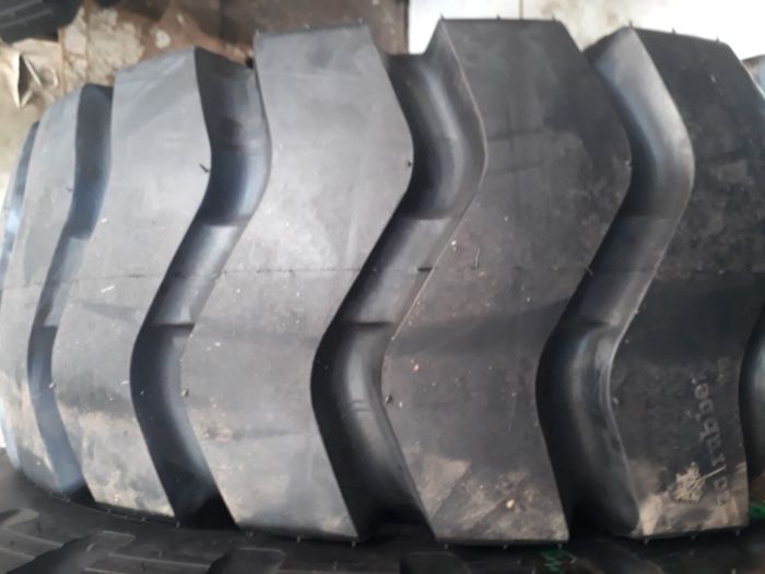 шины 17,5-25 20PR E3L3 на погрузчик