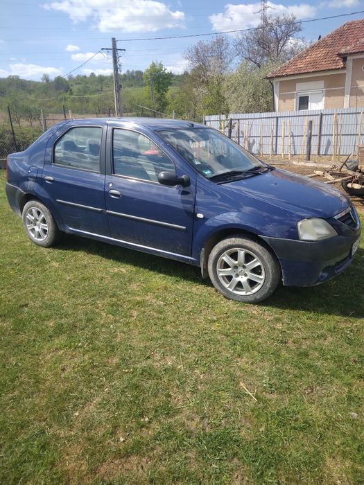 Vând logan în perfectă stare de funcționare