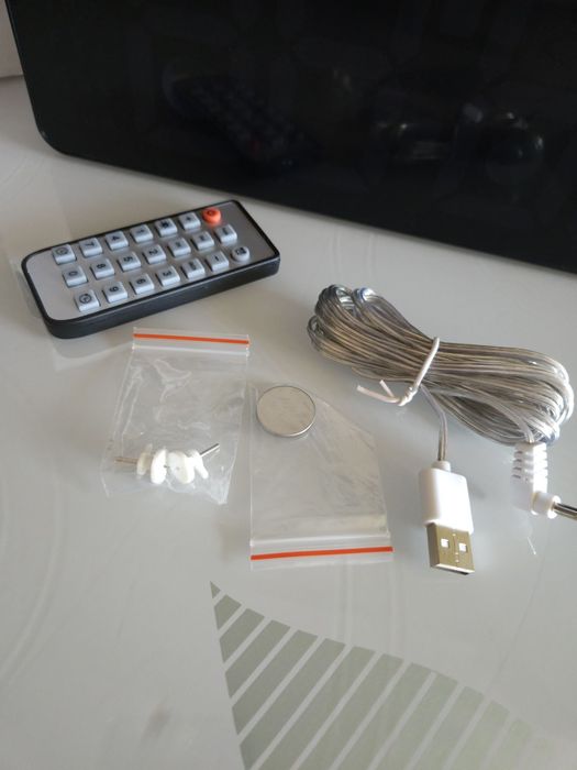 Электронный часы будильник с пультом