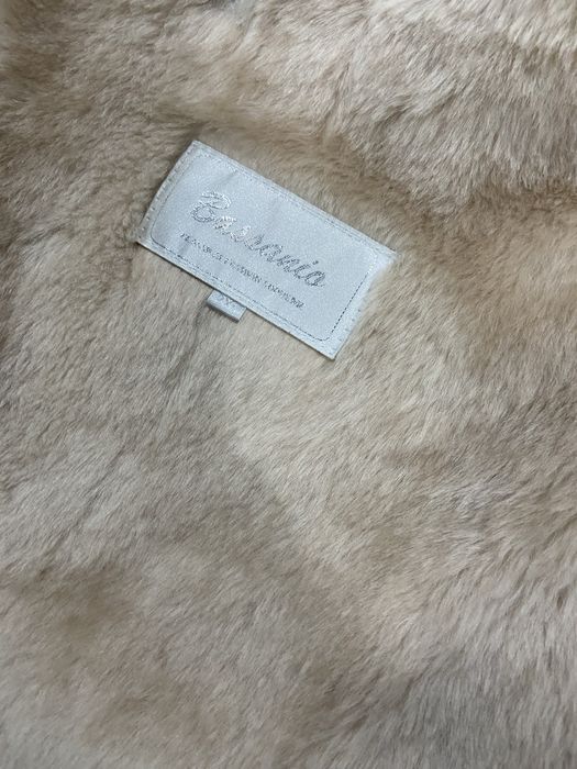 Продается женская дубленка