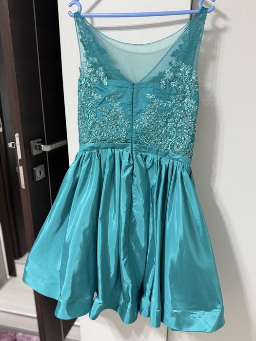 Официална рокля мента