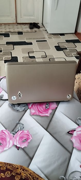 Ноутбук  HP     PAVILION dv7 18