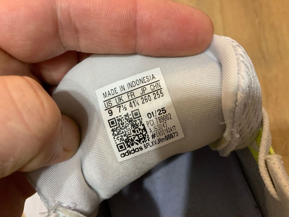 Adidas-оригинални маратонки 41 2/3