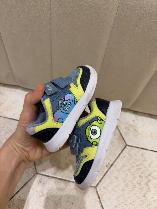 Кроссовки детские Clarks