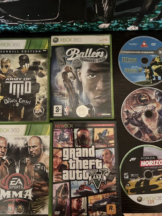 Продам XBOX 360 в отличном состоянии